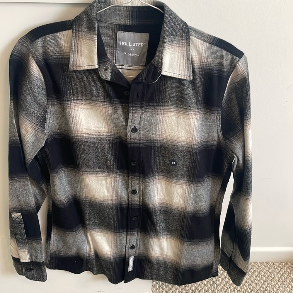 NWT Hollister mens lightweight flannel shirt size XS, tan, brown and black